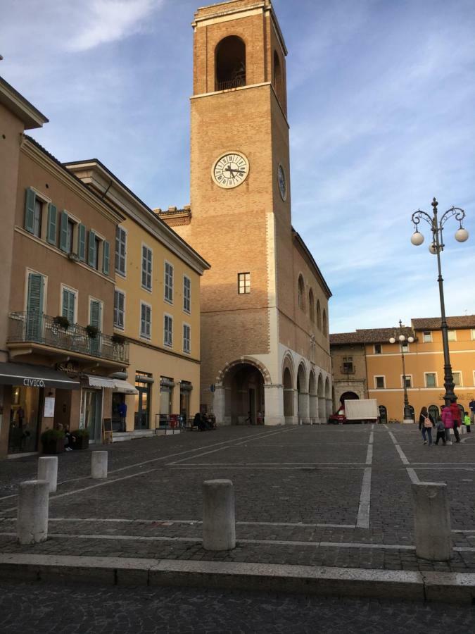 Apartamento Res. Centro Storico Fano Exterior foto